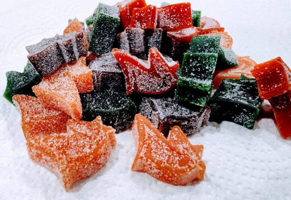 Strawberry Heist HHC gummies